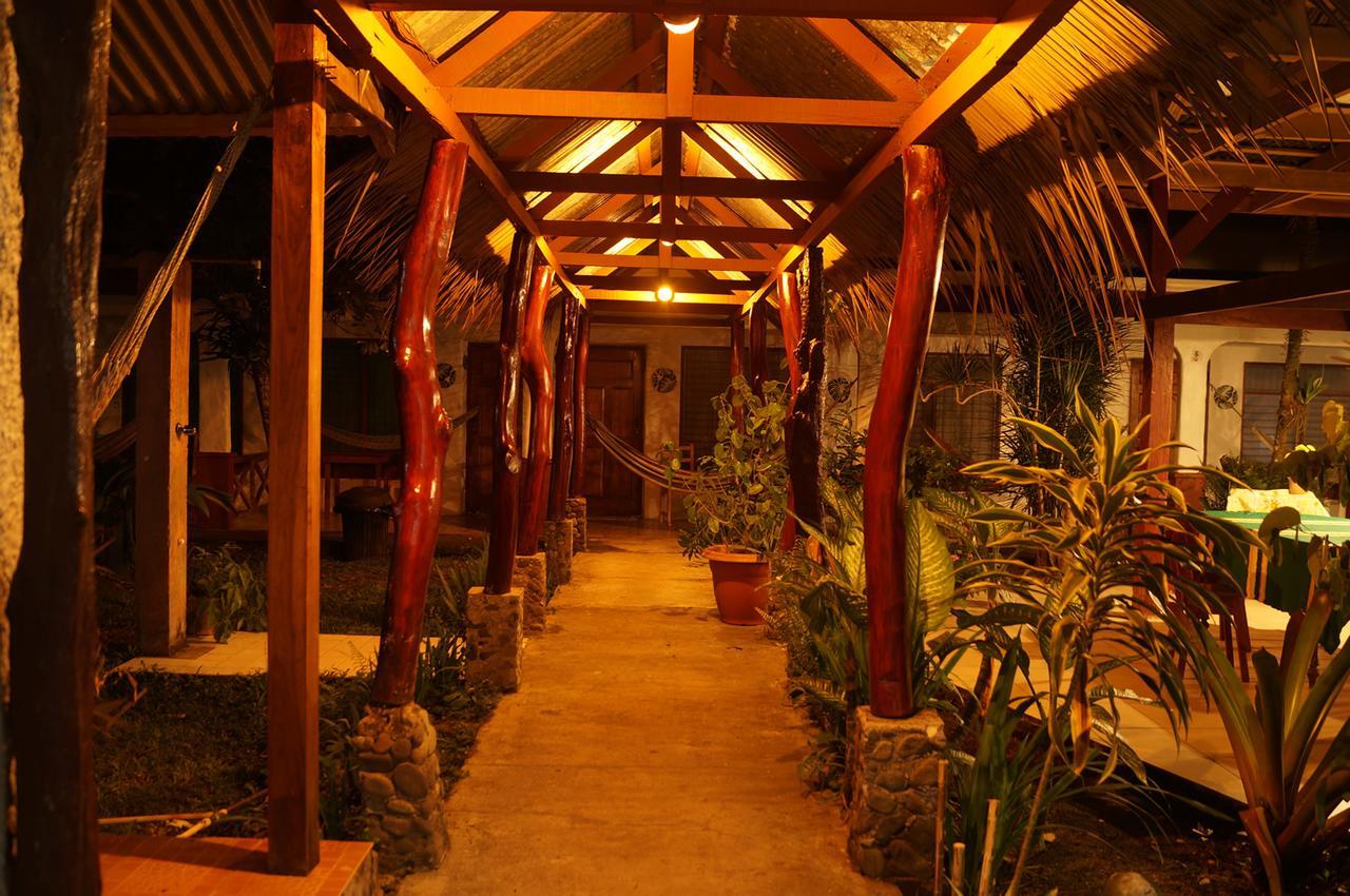 Cabinas Palmer Makanda 까위따 외부 사진