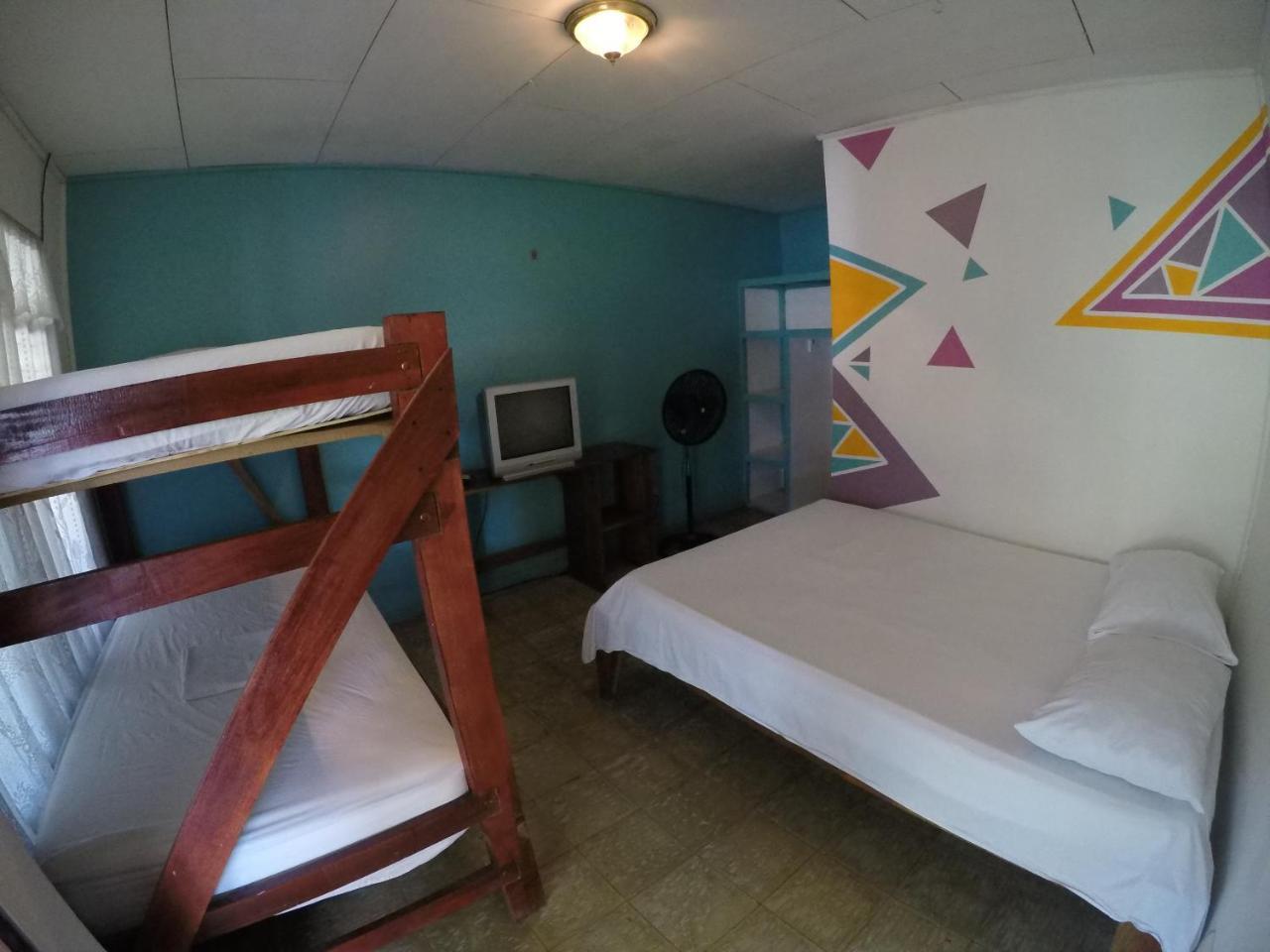 Cabinas Palmer Makanda 까위따 외부 사진